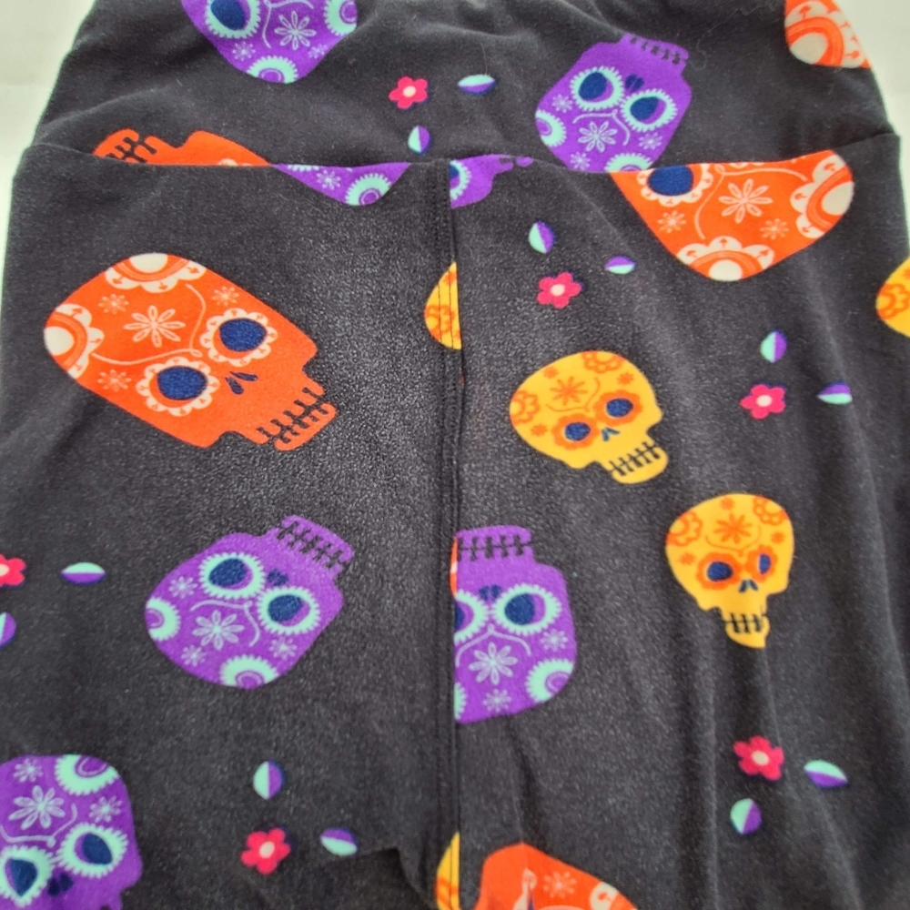 LuLaRoe Tween leggings sugar skull print GU - Picture 3 of 6